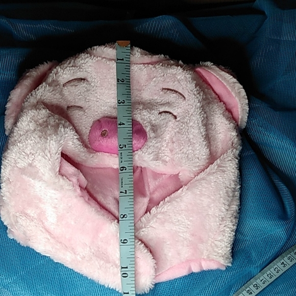 Plush Piggy Hat - Picture 6 of 6